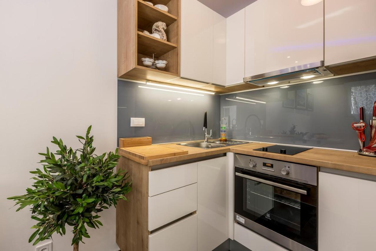 Noemi Luxury Apartment Solin Exterior photo